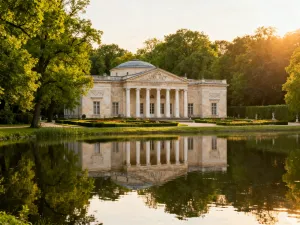 Widok satelitarny Wielkiego Muru Chińskiego wijącego się przez górzysty teren, ukazujący jego skalę z perspektywy kosmosu.